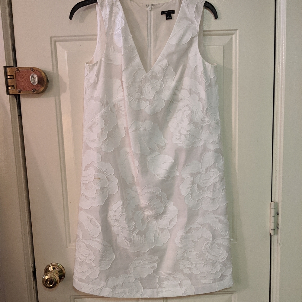 White floral sleeveless dress